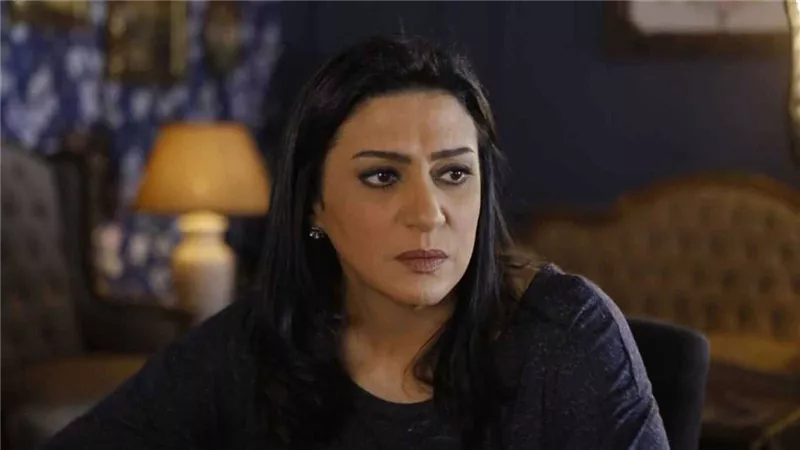 وفاء صادق: لا يوجد «نمبر وان» في الفن.. وعادل إمام حبيب المصريين