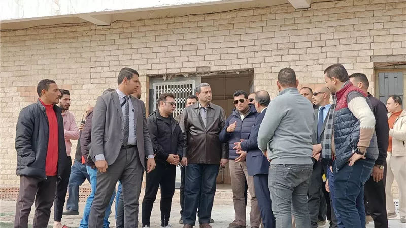 وزير الشباب ومحافظ دمياط يفتتحان الملعب الخماسي المطور بمركز شباب ميت الخولي