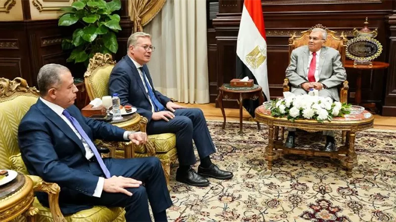تعزيز الشراكة بين البترول ولجان مجلس الشيوخ لدعم الاستثمار في قطاع الطاقة