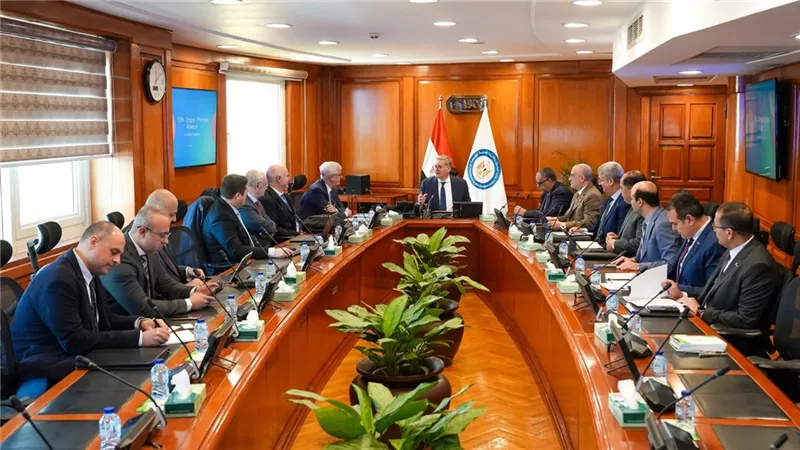 تحالف استراتيجي بين «تكنيب» و«إنبي» و«بتروجت» لإطلاق شركة مصرية جديدة للطاقة