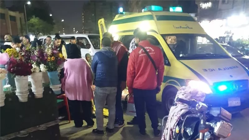 دهس سيدة مسنة بتوك توك في عين شمس ونقلها للمستشفى لتلقي العلاج