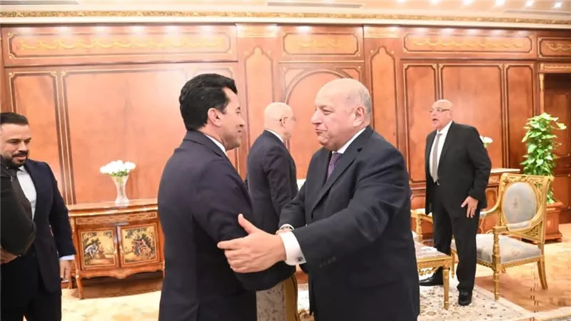 وزير الرياضة يهنئ رئيس مجلس النواب ويبحث التعاون المشترك