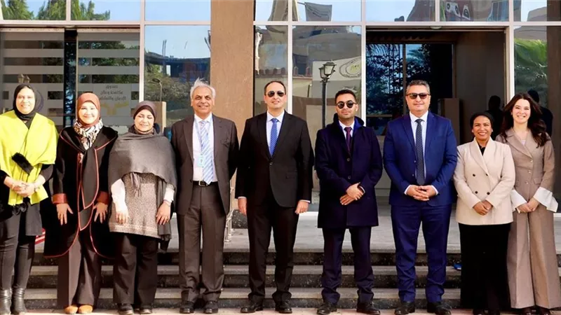 الدكتورعمرو عثمان يبحث مع وفد منظمة الصحة العالمية تنفيذ المبادرة الإقليمية