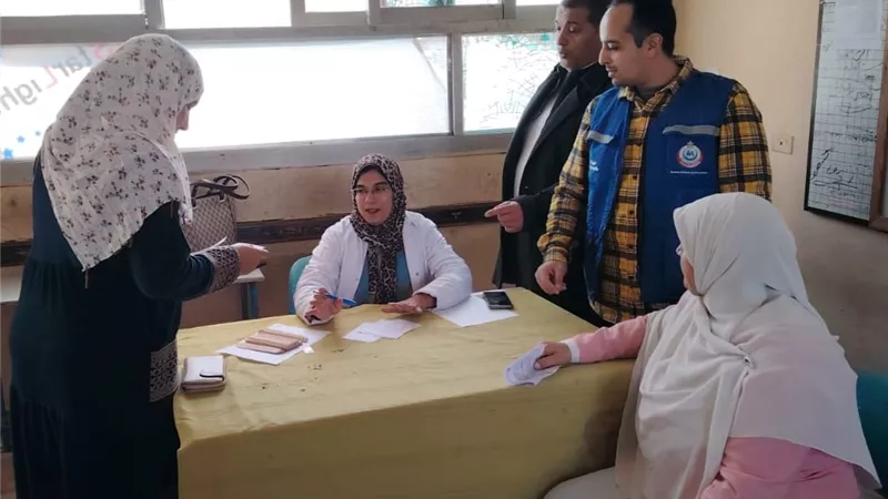 290 كشفا طبيا مجانيا و200 رأس أغنام ضمن قافلة البحيرة السكانية الشاملة