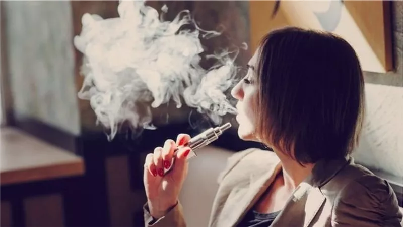 من 160 نفس يوميا للحرية.. كيفية التخلص من التدخين الإلكتروني في يوم