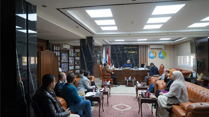 رئيس مياه سوهاج يستقبل معاون وزير الإسكان لبحث الموقف التنفيذي للمشروعات 