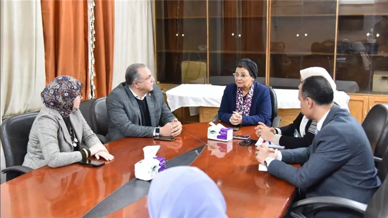 نائب وزير الصحة: توحيد الرسائل السكانية نحو ولادة طبيعية آمنة وأسر أكثر صحة