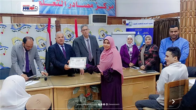 قبيصي يشهد إعلان نتيجة مسابقة أوائل الطلبة للثانوية العامة بالفيوم