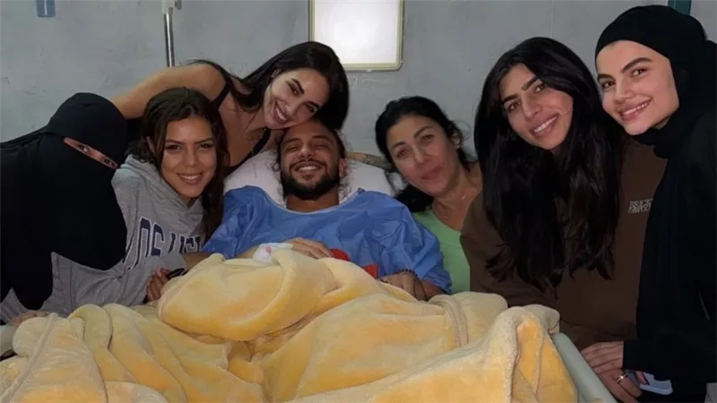 آية سماحة تنشر صورة زوجها بالمستشفى بعد تعرضه لأزمة صحية 