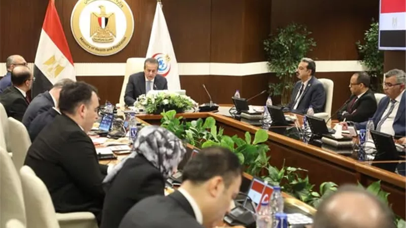وزير الصحة يتابع مع وفد تركي تنفيذ «مدينة العاصمة الطبية»