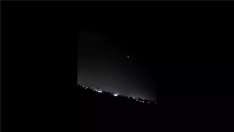 انفجارات وإطلاق نار قرب مطار نيامي.. القصة الكاملة للاشتباكات في النيجر