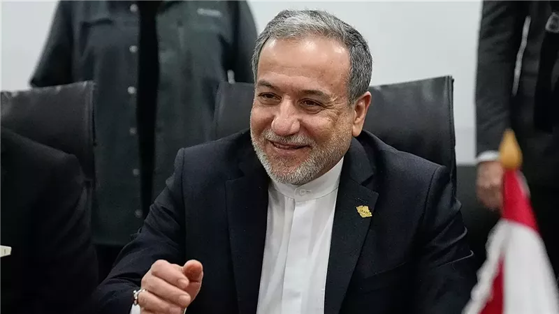 وزير الخارجية الإيراني يزور تركيا غدًا لبحث القضايا الإقليمية