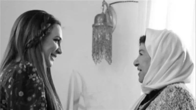 خبر رحيلك مُفجع .. سلاف فواخرجي تنعى هدى شعرواي بكلمات مؤثرة