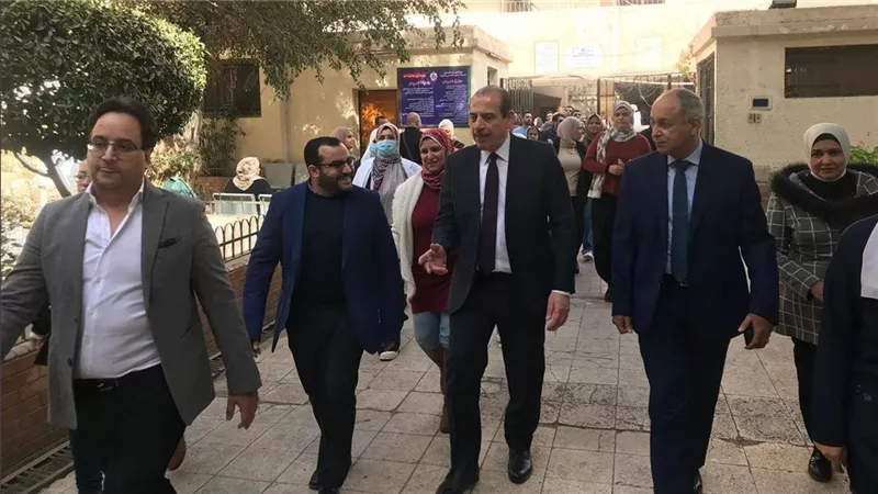 لانتظام عيادات التأمين الصحي.. نائب وزير الصحة يتفقد مستشفى التحرير بالجيزة 