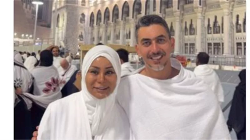 شقيقة محمد رمضان تؤدي مناسك العمرة مع زوجها: ربنا يكتبها لكل مشتاق
