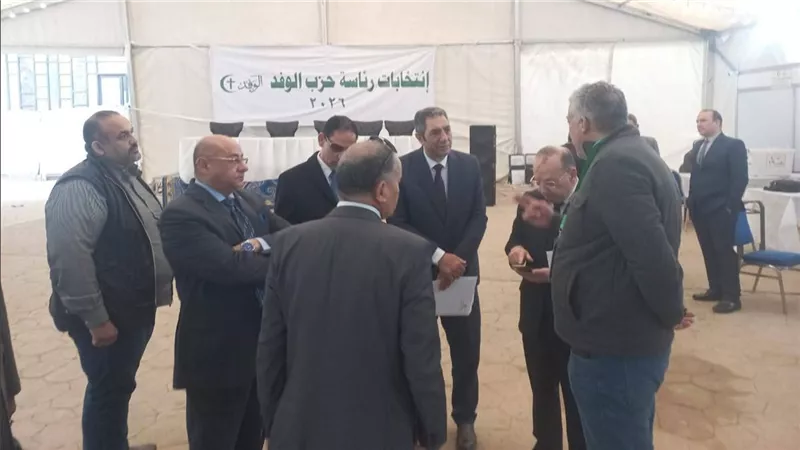 وصول اللجنة القضائية المشرفة على انتخابات رئاسة حزب الوفد لمقر الاقتراع 