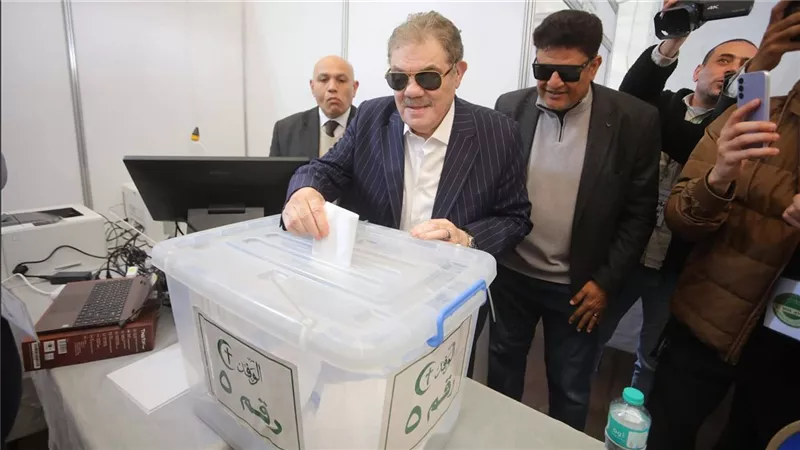الدكتور السيد البدوي يدلي بصوته في انتخابات رئاسة حزب الوفد