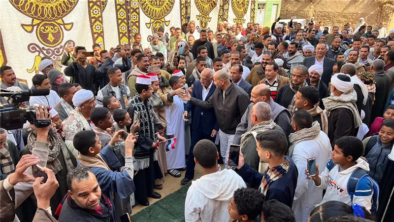 محافظ قنا: افتتاح مسجدي 