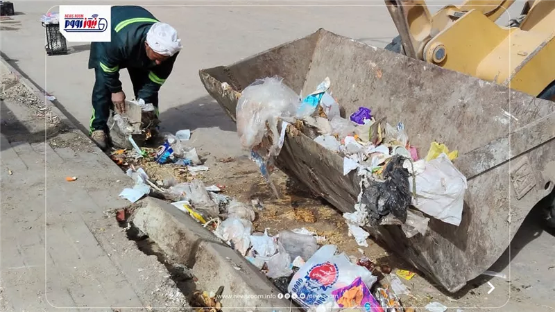 استمرار الحملات المكبرة للنظافة ورفع الإشغالات بميادين وشوارع مدينة الفيوم 