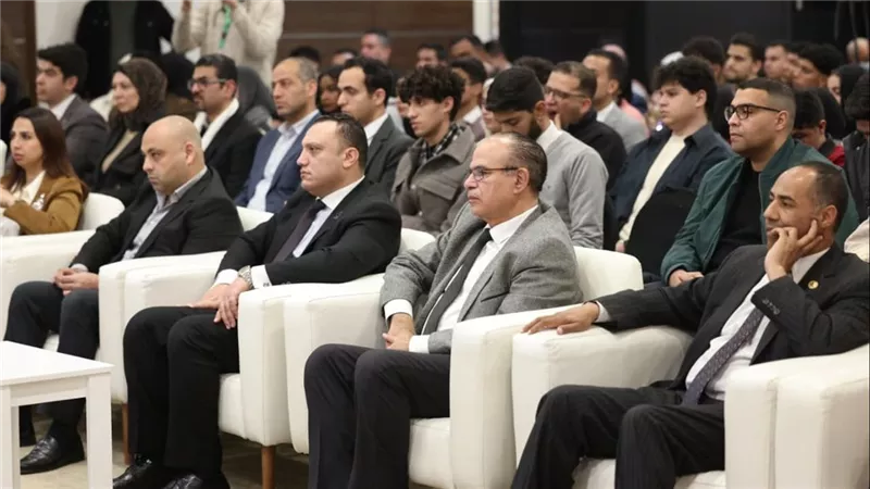 «شارك واعرف حقوقك السياسية».. وزير الشؤون النيابية يؤكد أهمية فهم الدستور 