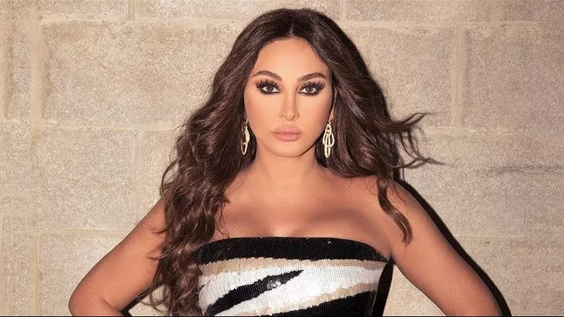 بسبب الأوضاع الأمنية.. إليسا تطالب بإلغاء الامتحانات الرسمية في لبنان 