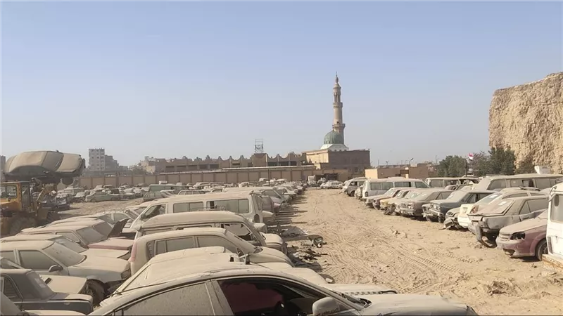 التنمية المحلية:إخلاء وتنظيم مقبرة سيارات البساتين تمهيدًا للتصرف في المضبوطات