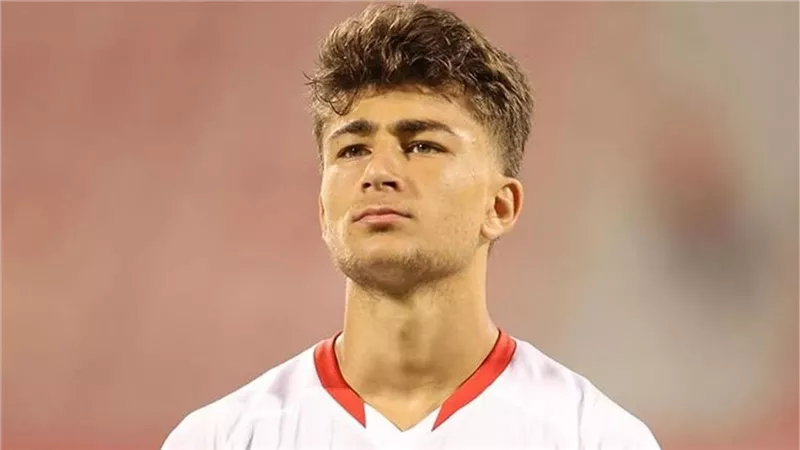 وكيل عودة الفاخوري: عرض بيراميدز كان أقل مالياً من الأهلي