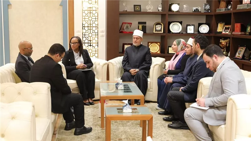 مفتي الجمهورية يستقبل وفدًا كنديًّا للاطلاع على جهود دار الإفتاء