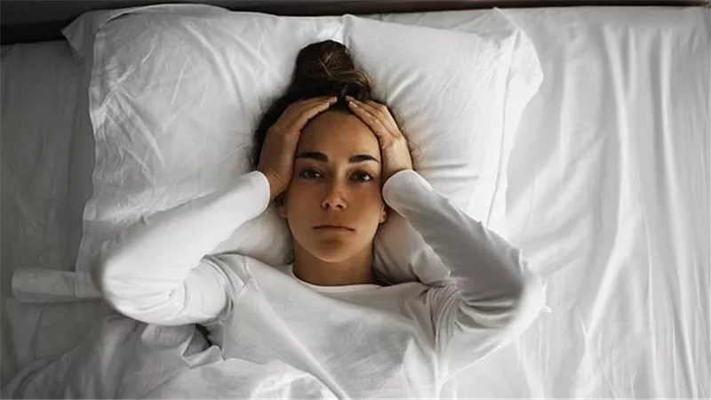 لماذا تجعلك أضواء الشوارع الحديثة تشعرين بالتعب ليلا؟ تعرفي على الأسباب