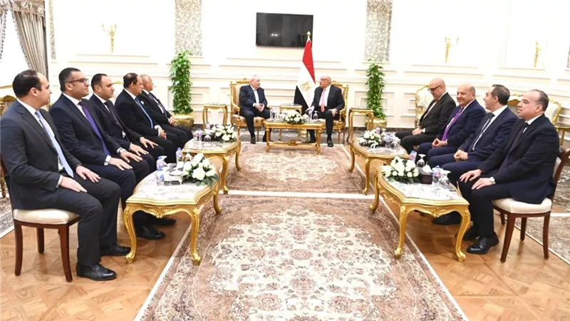 التهاني مستمرة.. رئيس مجلس النواب يواصل استقبال الوفود الرسمية