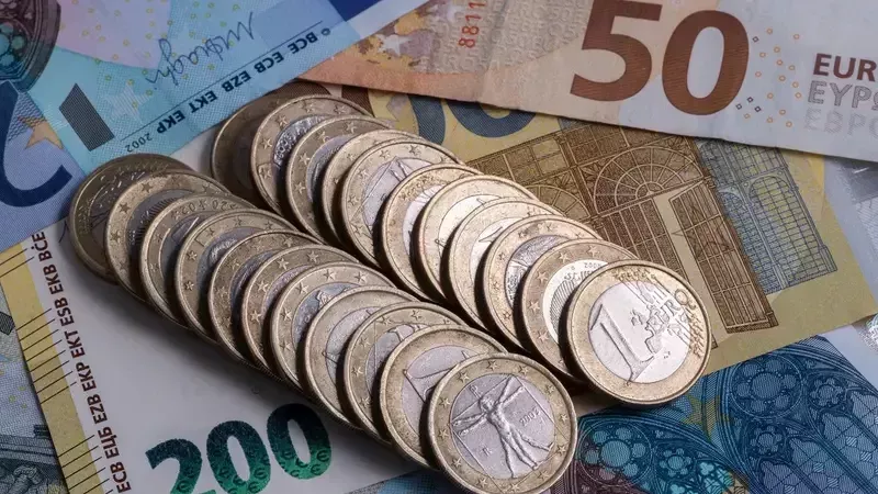 سعر اليورو اليوم مقابل الجنيه المصري في البنوك.. آخر تحديث الآن