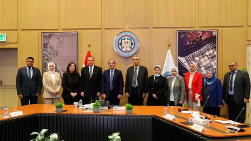 تنسيق مشترك بين 