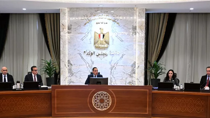 وزير الصحة: إلزام المنصات الرقمية بتصنيف عمري موحد وتحقق فعال ورقابة أبوية