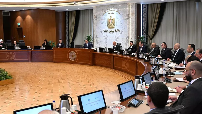 رئيس الوزراء يترأس اجتماع اللجنة العليا للتعداد العام للإسكان والمنشآت لـ2027