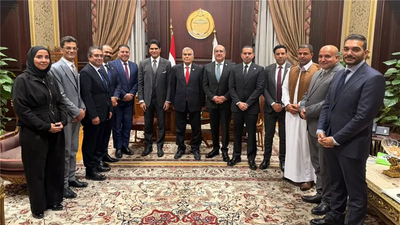 أعضاء الهيئة البرلمانية لحزب الشعب الجمهوري يلتقون رئيس مجلس الشيوخ