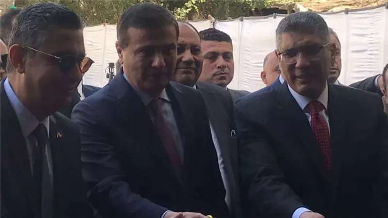 وزيرا الزراعة والتموين ومحافظ الجيزة يفتتحون معرض السلع الغذائية بالدقي|صور
