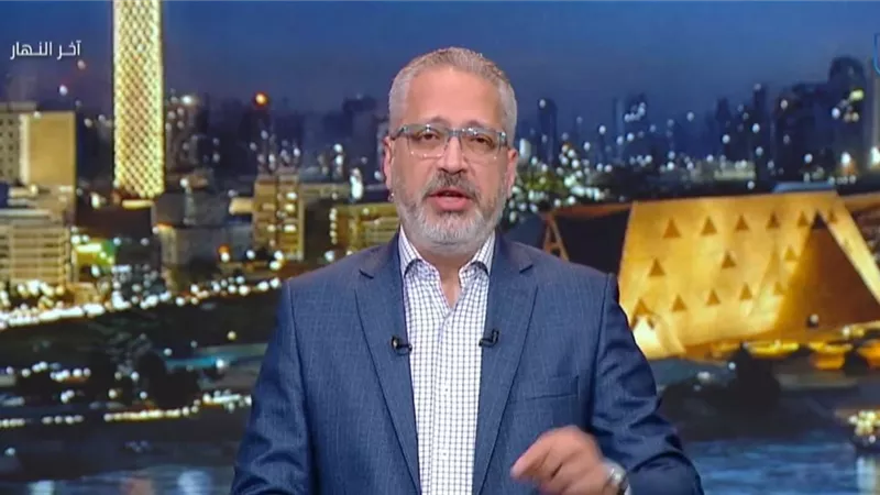 تامر أمين: الفيفا تحولت إلى فيفي.. وترامب هو اللي رجع لاعب أمريكا بعد الطرد