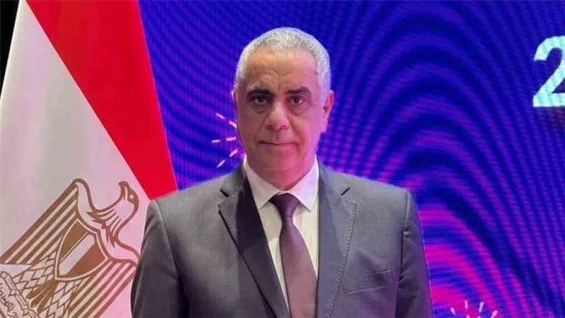 رئيس 