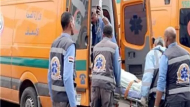 مصرع وإصابة 4 أشخاص في تصادم دراجتين ناريتين بالبحيرة