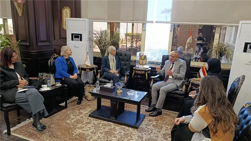 محافظ الأقصر يستقبل مديرة  برنامج الأغذية العالمي بمصر لبحث تعزيز التعاون 