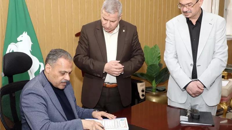 محافظ الشرقية يعتمد نتيجة امتحانات الشهادة الإعدادية بنسبة نجاح 70.35%