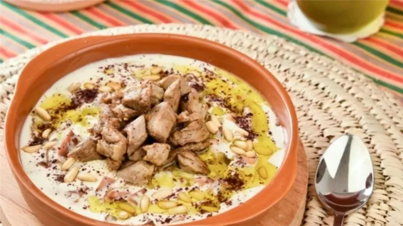 فتة سورية بالزبادي.. وصفة كلاسيكية بمذاق رائع وسهل التحضير