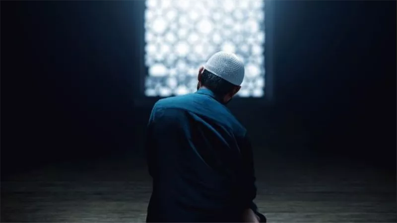 هل يجوز تأخير صلاة العشاء إلى منتصف الليل؟.. دار الإفتاء توضح