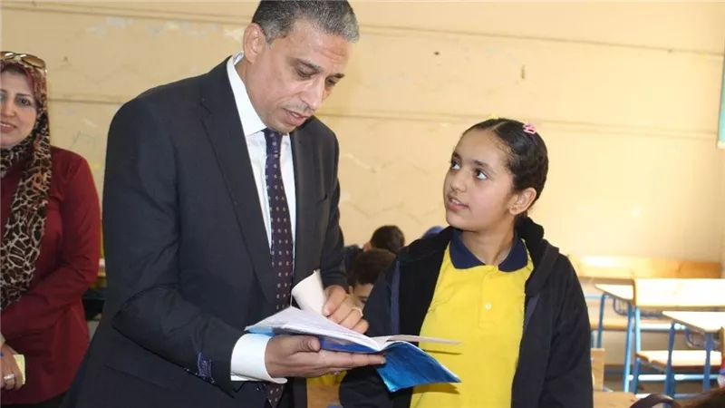 عطية: امتحانات الجيزة تحت السيطرة.. وطلابنا يستحقون بيئة امتحانية آمنة ومحفزة