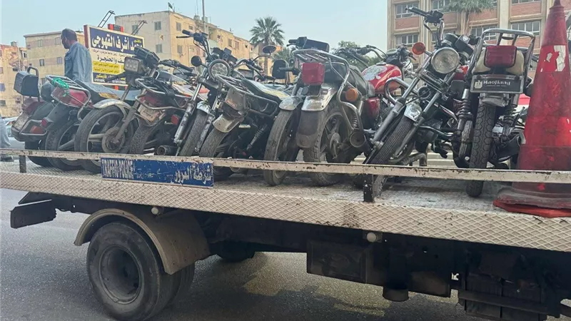 لمواجهة سباقات الموت.. حملات مرورية لملاحقة الدراجات البخارية في دمياط 