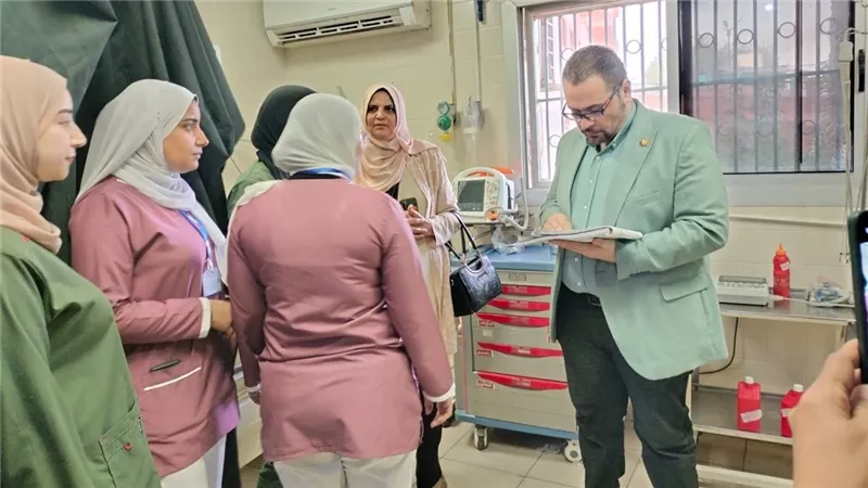 وكيل الطب العلاجى بالدقهلية يوجه بتجهيز صالة جديدة للغسيل الكلوى فى شربين 