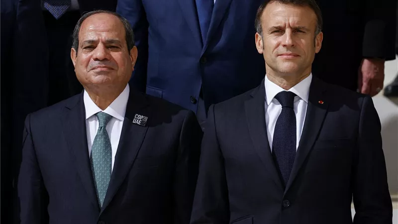 الرئيس الفرنسي يزور محطة عدلي منصور المركزية مساء اليوم