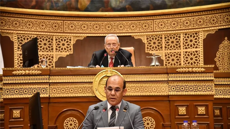  الشيوخ: طلب مناقشة عامة لتسجيل بيانات ومستندات الشحنة قبل الشحن بـ 48 ساعة