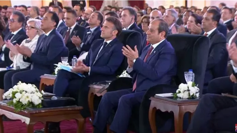 الرئيسان السيسى وماكرون يشاهدان فيلما تسجيليا عن علاقات مصر وفرنسا