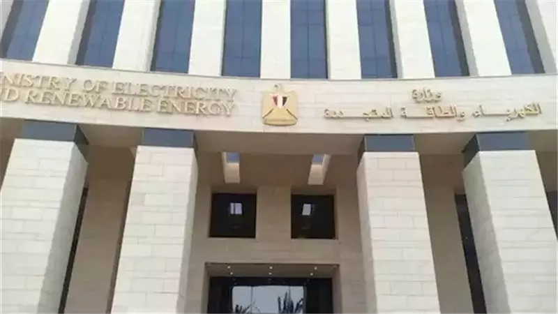 وزارة الكهرباء تنفي حدوث حريق في أي من محطات المحولات على مستوى الجمهورية